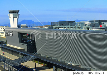 【熊本県】リニューアルした阿蘇くまもと空港 105100751