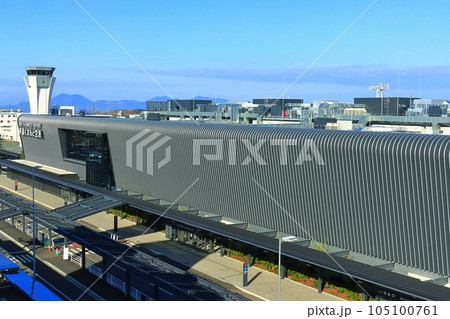【熊本県】リニューアルした阿蘇くまもと空港 105100761