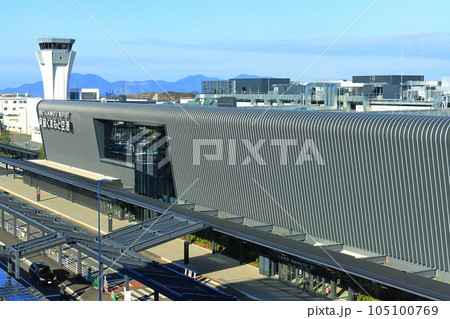 【熊本県】リニューアルした阿蘇くまもと空港 105100769