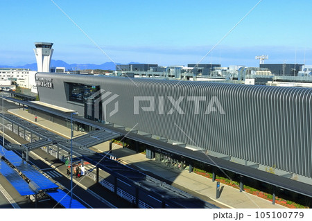 【熊本県】リニューアルした熊本空港 105100779