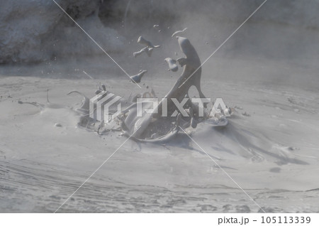 大地の芸術？　別府坊主地獄  105113339