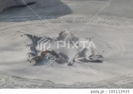 大地の芸術? 別府坊主地獄 大地の芸術? 別府坊主地獄 105113435