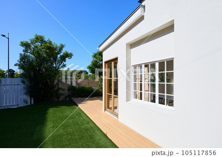 ウッドデッキのある家　バルコニー 105117856