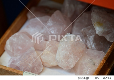 ローズクォーツ 105118243