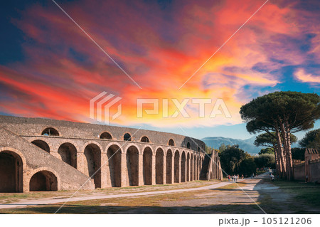 Pompeii, Italy. View Of Amphitheatre Of Pompeii In Sunny Day Pompeii, Italy. View Of Amphitheatre Of Pompeii In Sunny Day 105121206