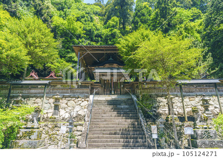 與喜天満神社 本殿・拝殿(奈良県桜井市初瀬) 與喜天満神社 本殿・拝殿(奈良県桜井市初瀬) 105124271