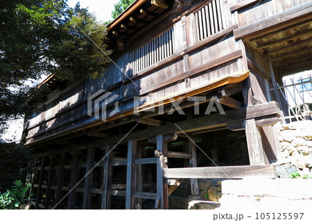 琵琶湖の竹生島:宝厳寺の船廊下(渡廊)外観 琵琶湖の竹生島:宝厳寺の船廊下(渡廊)外観 105125597