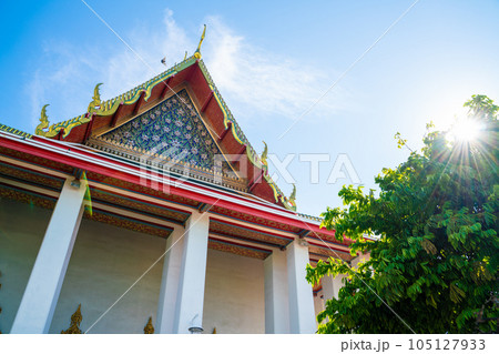 Wat Pho temple of budhist with beautiful art of pagoda locate in Bangkok city 105127933