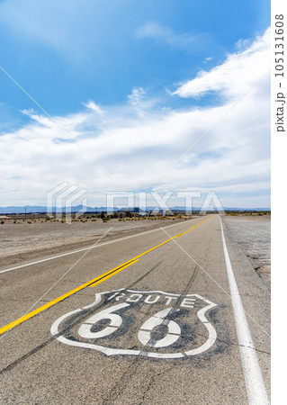 Legendary Route 66 road 105131608