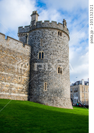 イギリスのウィンザー城の風景 イギリスのウィンザー城の風景 105132321