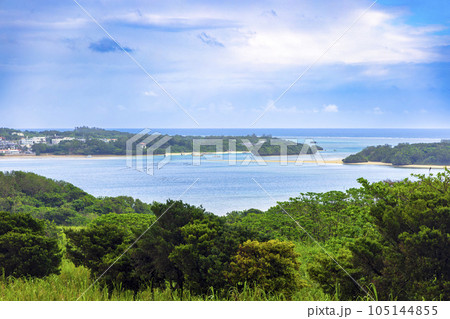 川平湾対岸 (石垣島　10月　晴れ) 105144855