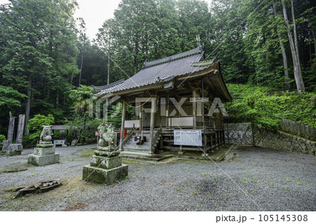 世羅　世良八幡神社　拝殿　広島県世羅町 105145308
