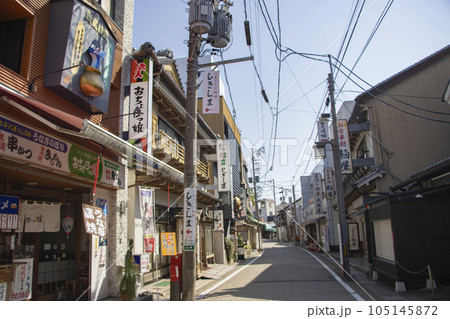 おちょぼ稲荷 参道 105145872