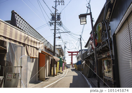 おちょぼ稲荷 参道 105145874