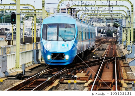 小田急線　特急ロマンスカーMSE　登戸駅 105153131