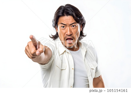 怒っている中年男性　白背景2　AI生成画像 105154161
