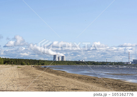 Nuclear power plant on the shore of the Gulf of the Sea 105162776