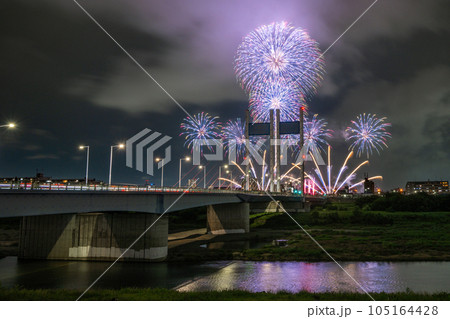 東京SUGOI花火2023 (東京競馬場花火大会) 東京SUGOI花火2023 (東京競馬場花火大会) 105164428