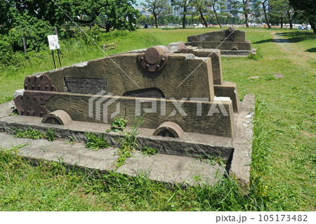 台場公園(国史跡 第三台場跡)の砲台跡【東京都港区】 105173482