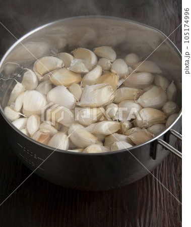 にんにく 105174996