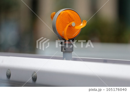 視線誘導標(デリネーター) 視線誘導標(デリネーター) 105176040