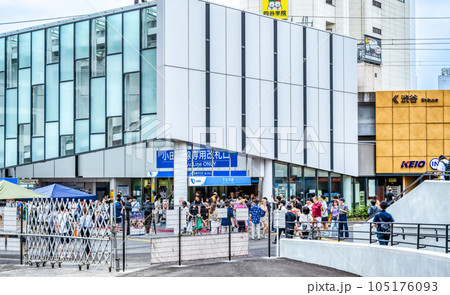 東京世田谷の都市風景　下北沢駅 105176093