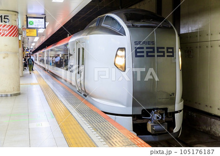 2023年リニューアル塗装のE259系成田エクスプレス 105176187