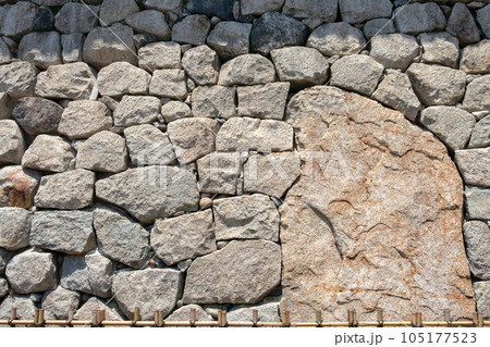 富山県富山市、富山城の石垣 富山県富山市、富山城の石垣 105177523