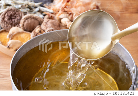 和食の出汁をとる 105181423