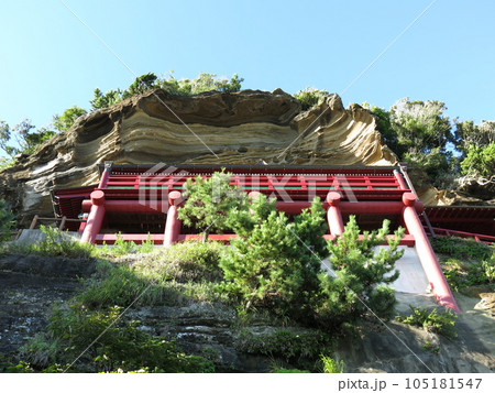 館山市の大福寺（崖観音）にある観音堂 105181547
