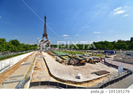 フランス、パリ。オリンピックに向け工事中のトロカデロ広場。2023年6月24日撮影。 フランス、パリ。オリンピックに向け工事中のトロカデロ広場。2023年6月24日撮影。 105185276