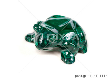 macro mineral stone toad from malachite 105191117