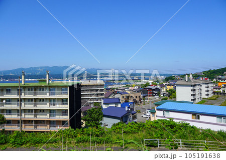 絵鞆岬展望台から見える白鳥大橋(室蘭市) 絵鞆岬展望台から見える白鳥大橋(室蘭市) 105191638