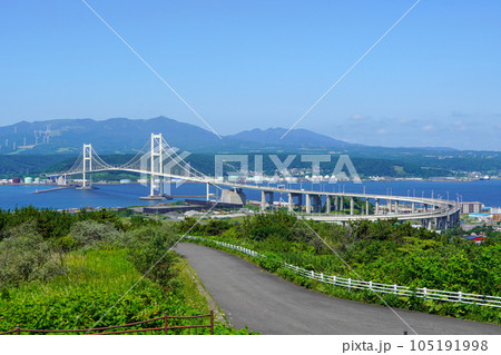 祝津公園展望台から見る白鳥大橋と室蘭港 祝津公園展望台から見る白鳥大橋と室蘭港 105191998