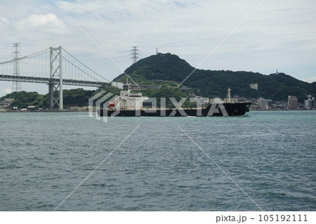 関門海峡を航行する一般貨物船「DX ITONIA」12574DW 105192111