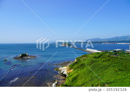 絵鞆岬から見る大黒島とえびす島 105192326