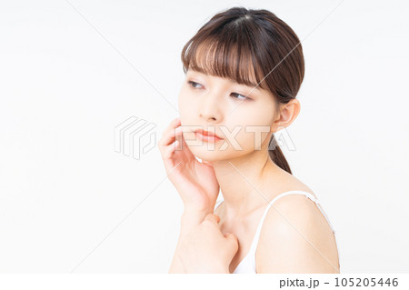 若い女性のビューティ 105205446