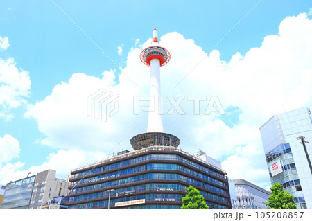 京都市、京都タワーの風景 京都市、京都タワーの風景 105208857