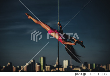 Young pole dance woman 105212745