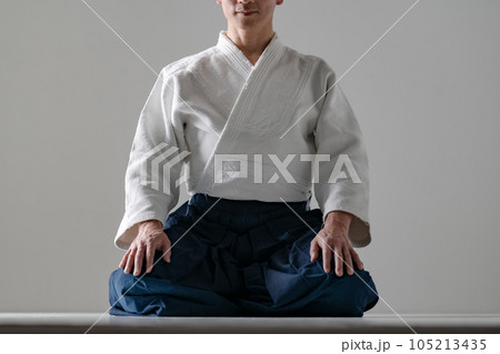 合気道 精神統一 男性 合気道 精神統一 男性 105213435