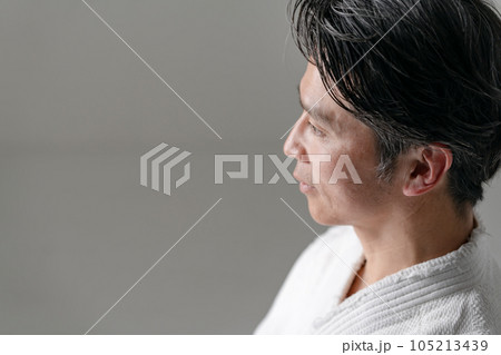 合気道　精神統一　男性 105213439