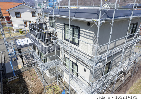 リフォーム中の住宅の外観(空撮) リフォーム中の住宅の外観(空撮) 105214175