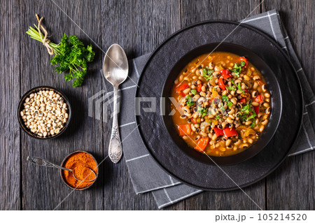 Vegan Hoppin John, savory black-eyed pea stew Vegan Hoppin John, savory black-eyed pea stew 105214520