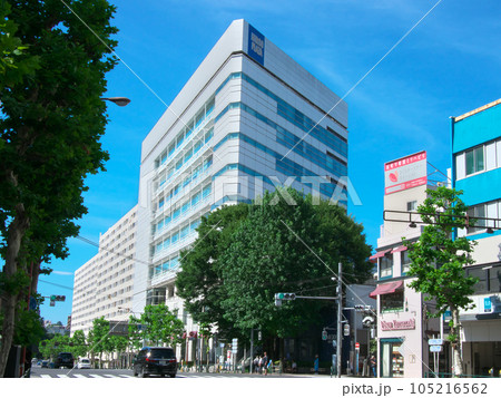 【東京都渋谷区】夏の広尾 - 広尾橋交差点（2023年7月） 105216562