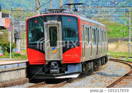 【しなの鉄道】SR1系（しなの鉄道線：田中駅） 105217059
