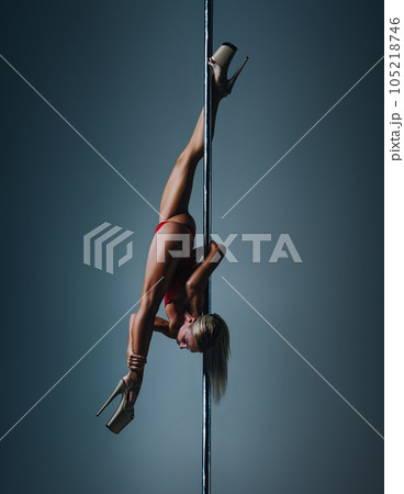 Woman poledancing Woman poledancing 105218746