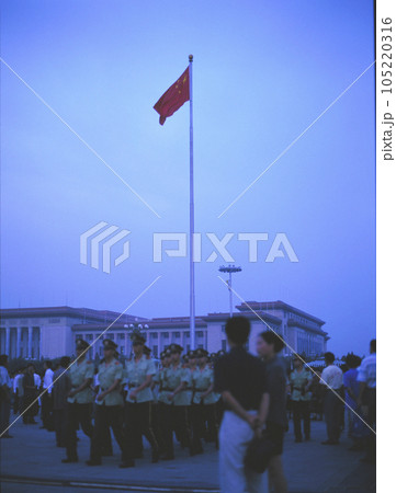 天安門広場の中国国旗 天安門広場の中国国旗 105220316
