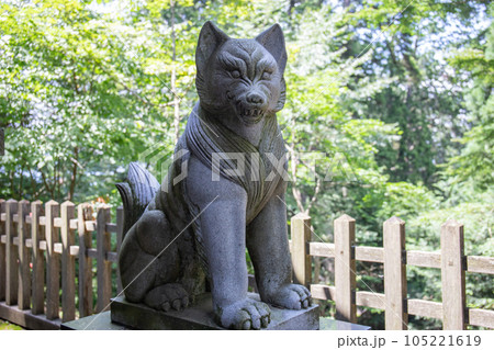 御岳山・大口真神社 狛犬 (東京都青梅市) 御岳山・大口真神社 狛犬 (東京都青梅市) 105221619