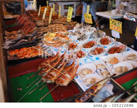 寺泊　魚の市場通り 105222696