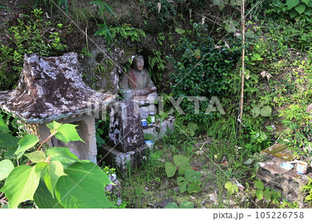 紫尾田の田の神 105226758